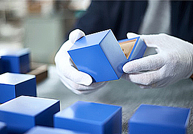 パッケージ&ファクトリー